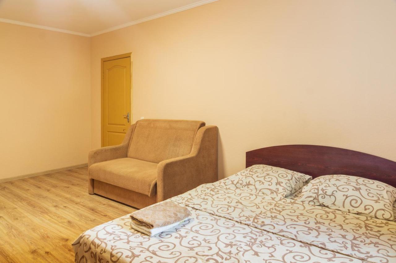 Apartment 1 комнатная по улице предславинская, 12
