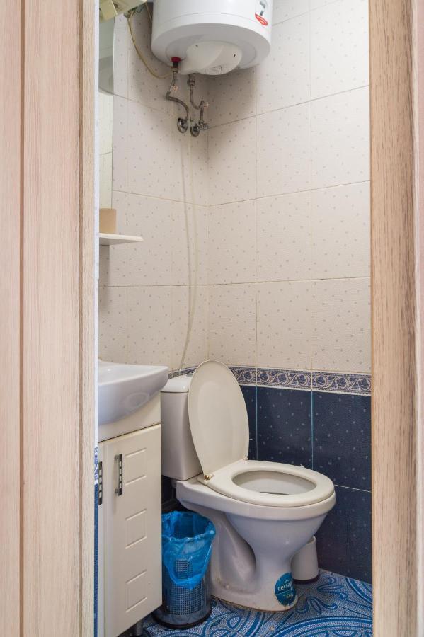 1 комнатная по улице предславинская, 12 Apartment Kyiv