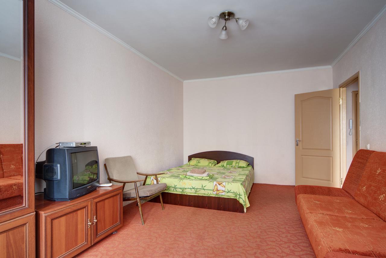 Apartment 1 комнатная по улице предславинская, 12 Kiew